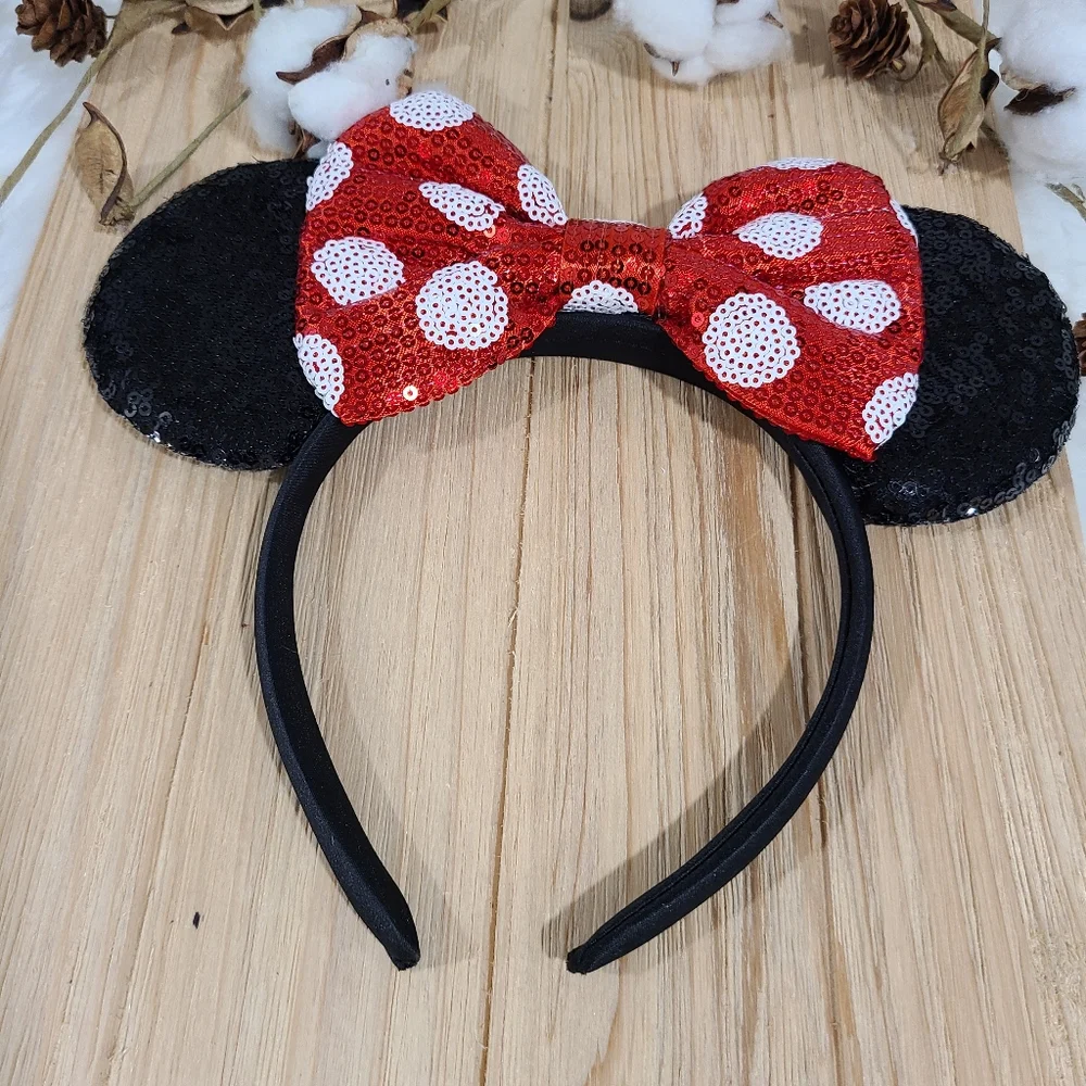 🐭🐭NEW🐭🐭ADORABLE!! MINNI MOUSE EARS Headband in RED